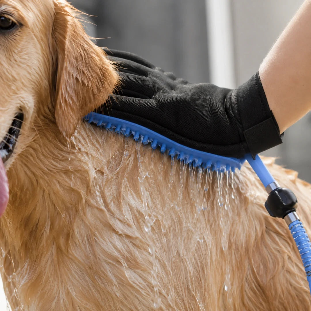 AquaGroomer Shower Glove with water connection Effective Coat Care - Petifo